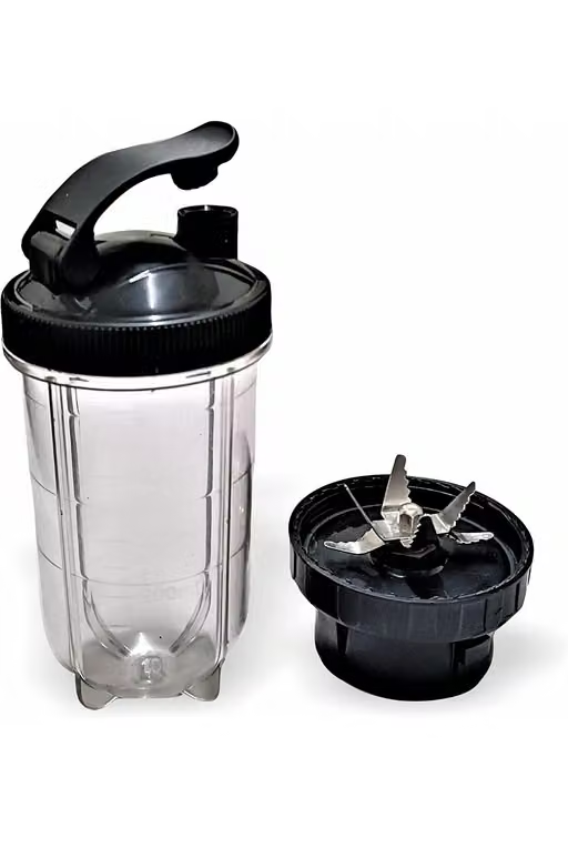 Bullet jar and stainless steel blade assembly close-up