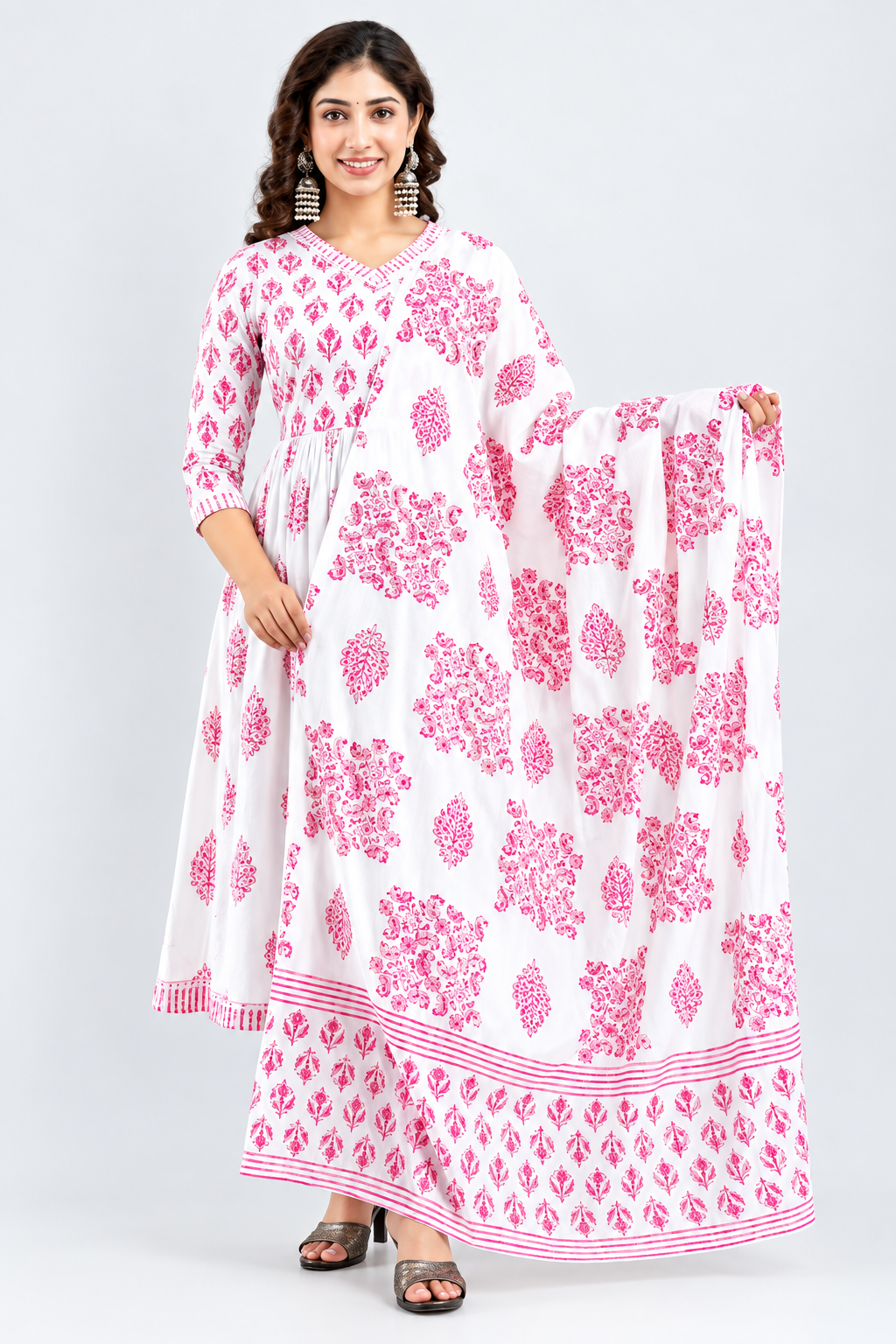Front view of pink printed kurti and matching dupatta